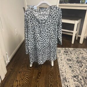 Gray Leopard Print Women's Top